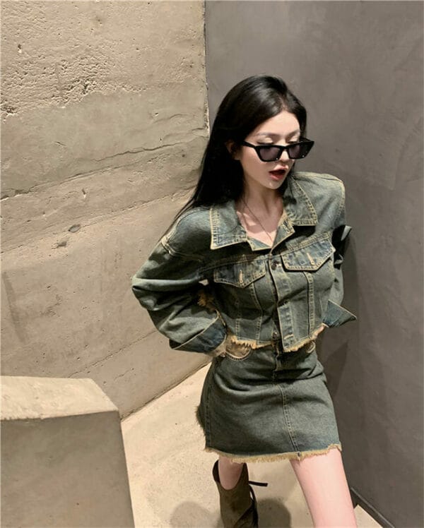 Retro Street Fashion Faded Denim Short Jacket with Skirt 2