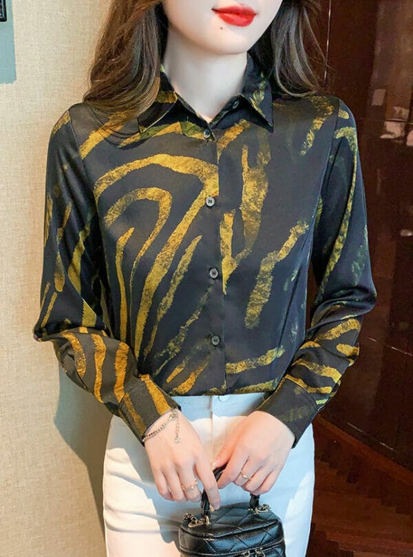 Retro Stripes Shirt Collar Long Sleeve Blouse 1