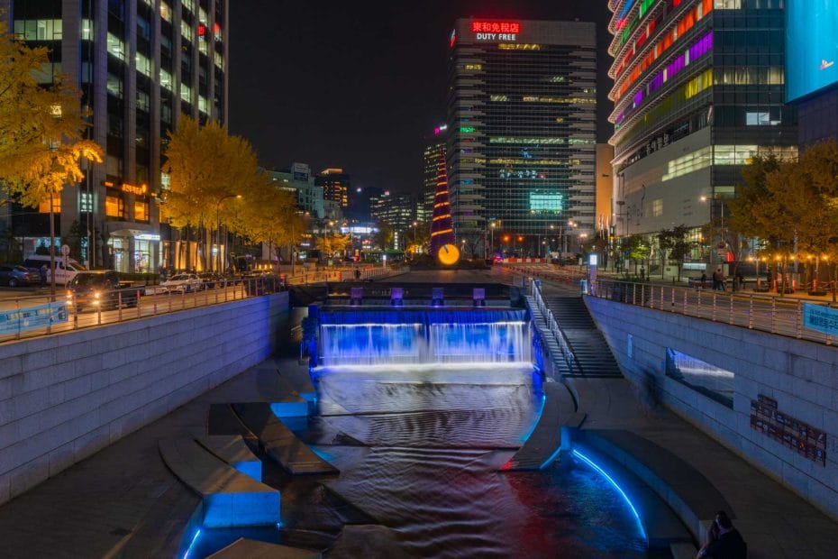 Seoul at Night - Best Views, Activities, Areas and More 4