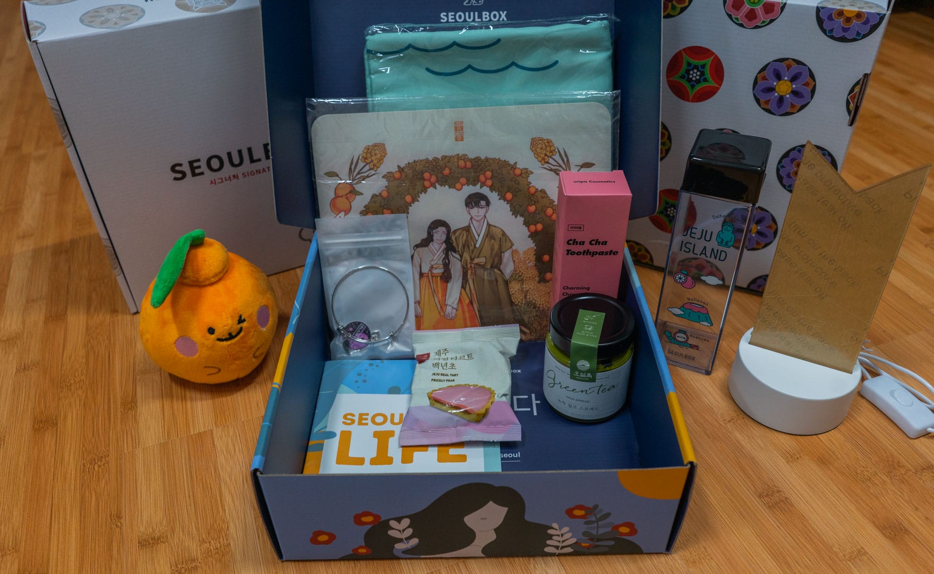 Seoulbox Review - Korean Snack Box & Gift Box 9