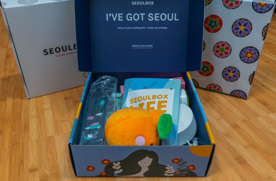 Seoulbox Review - Korean Snack Box & Gift Box