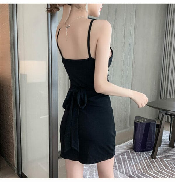 Sexy 2 Colors Pleated V-neck Straps Dress 6