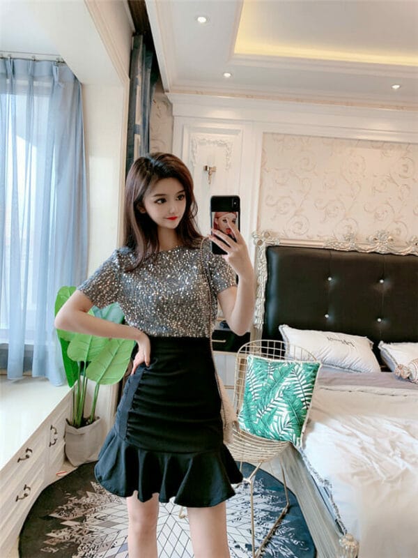 Sexy Fashion 2 Colors Sequins T-shirt with Fishtail Short Skirt 6