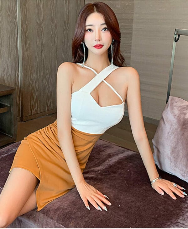 Sexy Korea 2 Colors Block Backless Straps Slim Dress 3