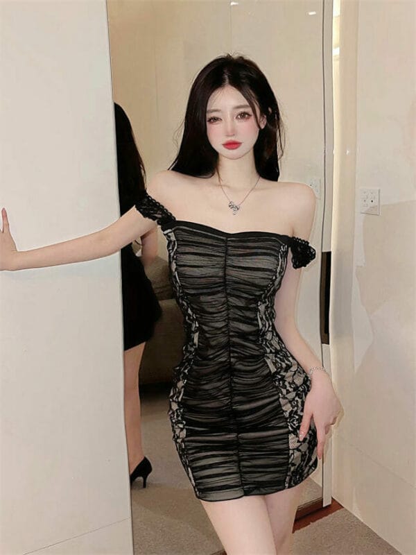 Sexy Korea Pleated Lace Flowers Skinny Straps Dress 2