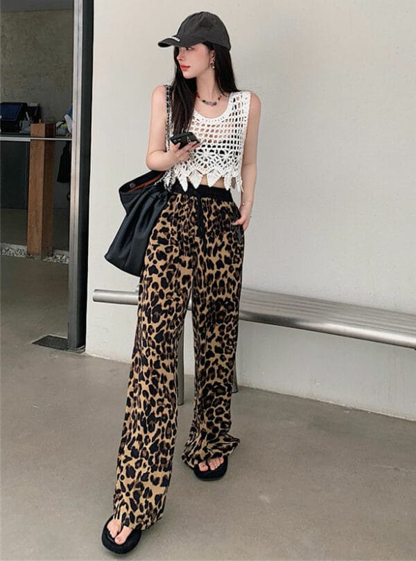 Sexy Woven Camisole with Wide-leg Leopard Casual Pants 3