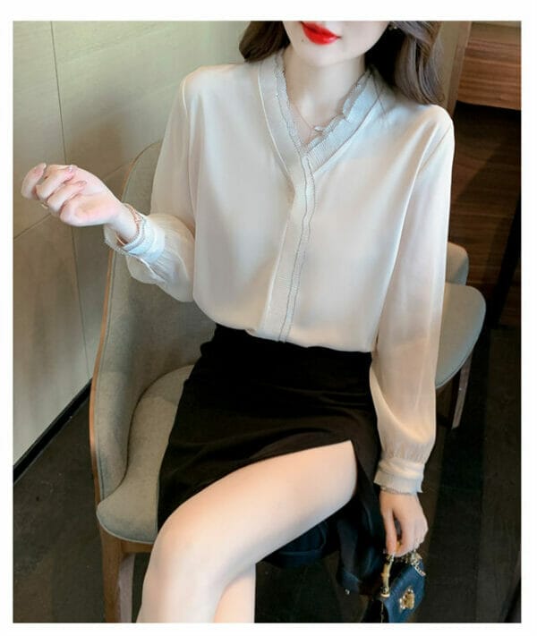 Spring Pleated Flouncing V-neck Chiffon Blouse 5