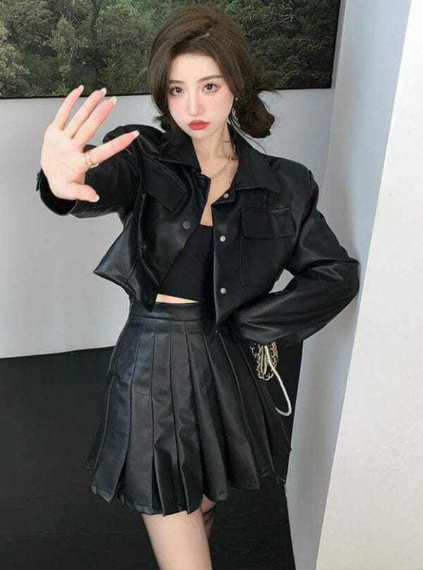 Street Fashion 2 Colors Doll Collar Pleated Leather Dress Set 5