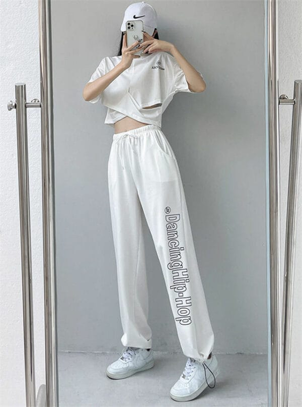 Stylish Korea Cross T-shirt with Letters Wide-leg Jogger Pants 4