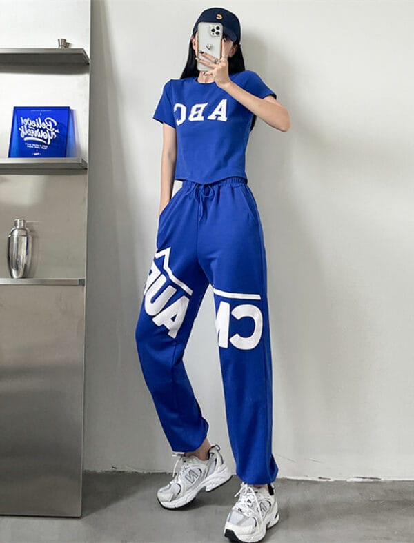 Stylish Korea Letters Cotton T-shirt with Loosen Harem Pants 3