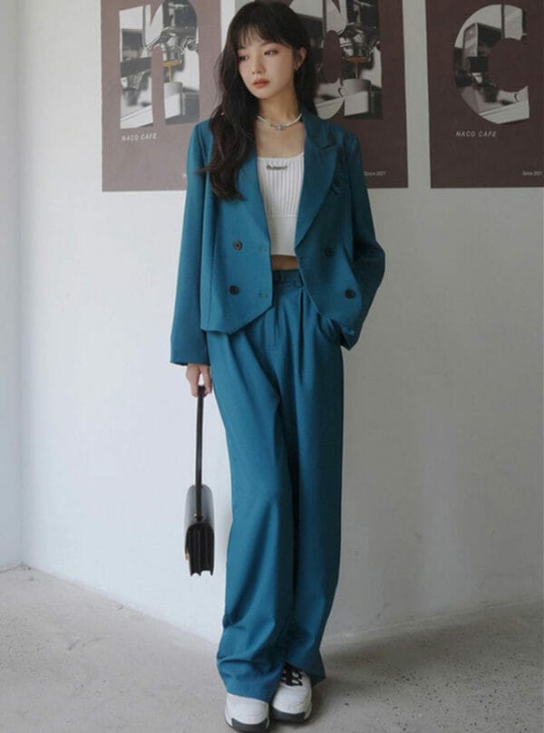 Stylish Korea Tailored Collar Short Coat with Wide-leg Long Pants 1