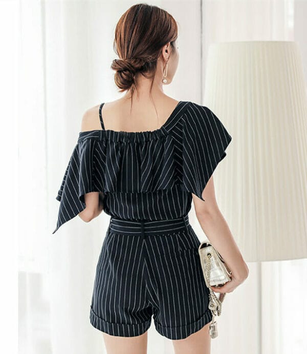 Summer Fashion Off Shoulder Stripes Short Leisure Suits 5