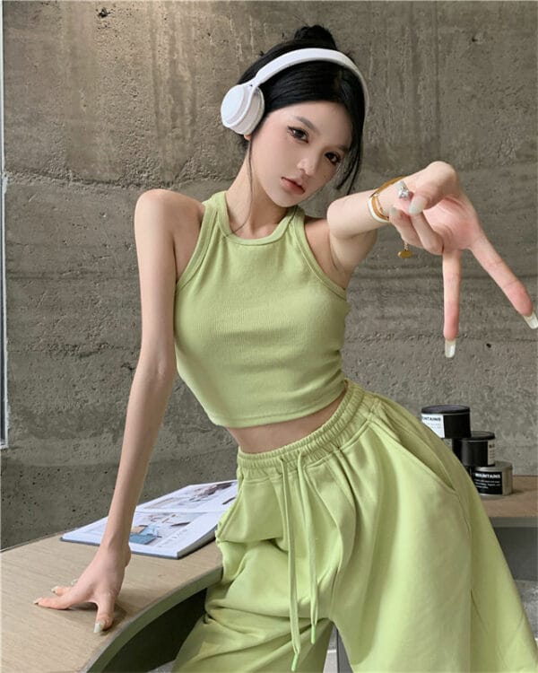 Summer Hot Selling Short Camisole with Wide-leg Fifth Pants 3