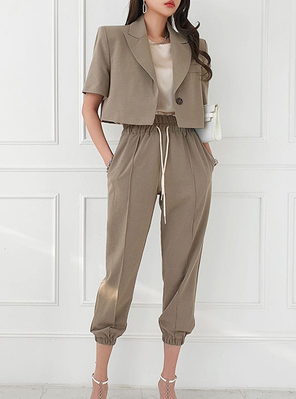 Vogue Korea Tailored Collar Short Jacket with Elastic Waist Pants 1