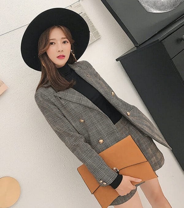 Vogue Lady Tailored Collar Double-breasted Plaids Short Suits 3